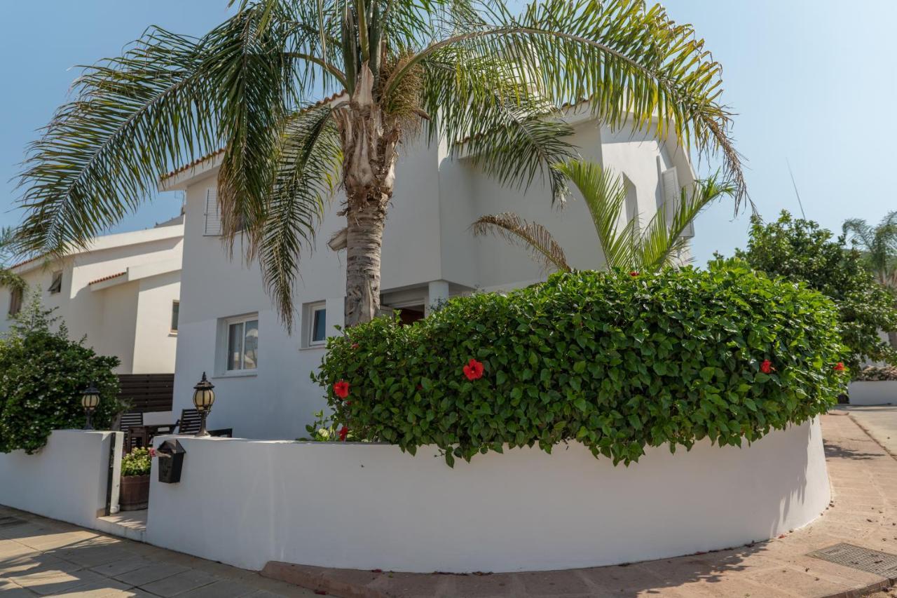 Sun & Sand Private Villa Protaras Exterior photo