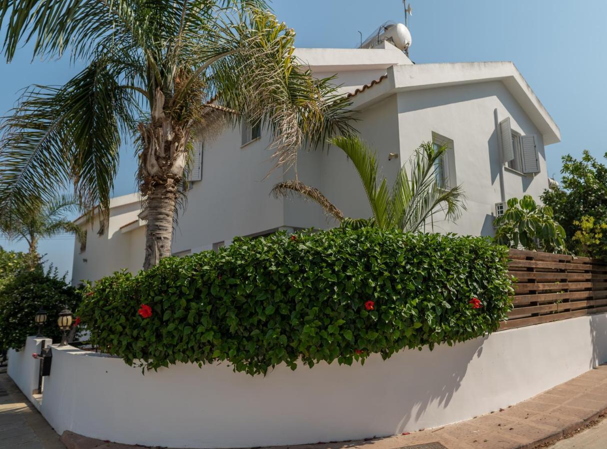 Sun & Sand Private Villa Protaras Exterior photo